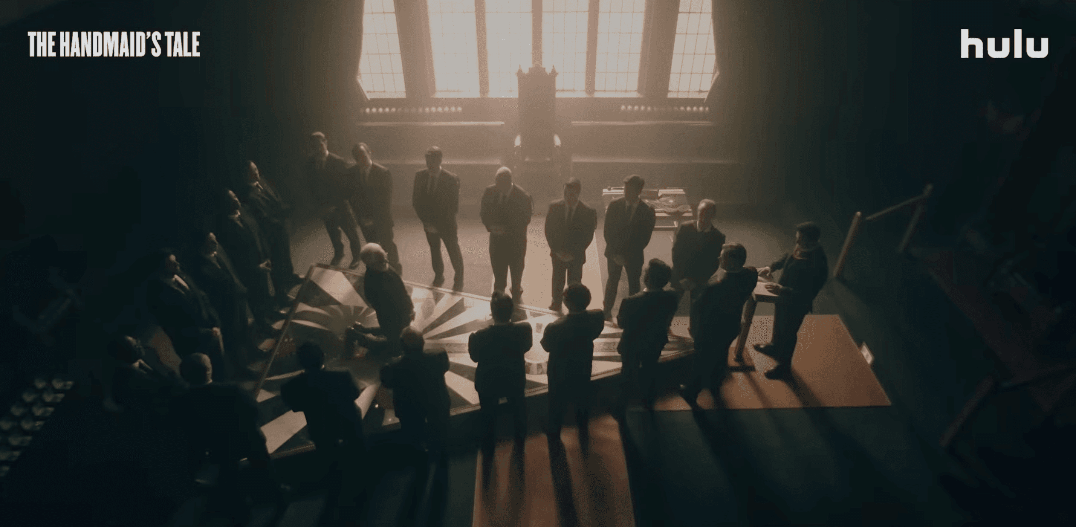 PICTURESHOP-HANDMAIDSTALE04.png
